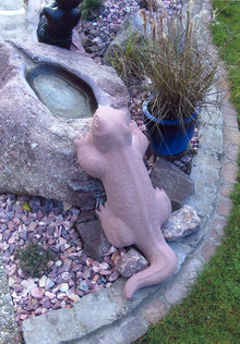 sommer-winter: Echsen Brunnen, Echsen Brunnen aus Main Sandstein (Deutschland) 